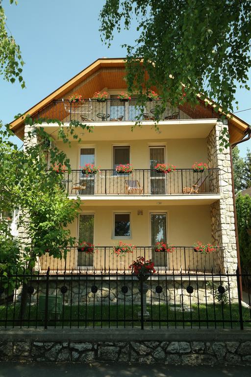 Deluxe Apartments Hévíz Екстериор снимка
