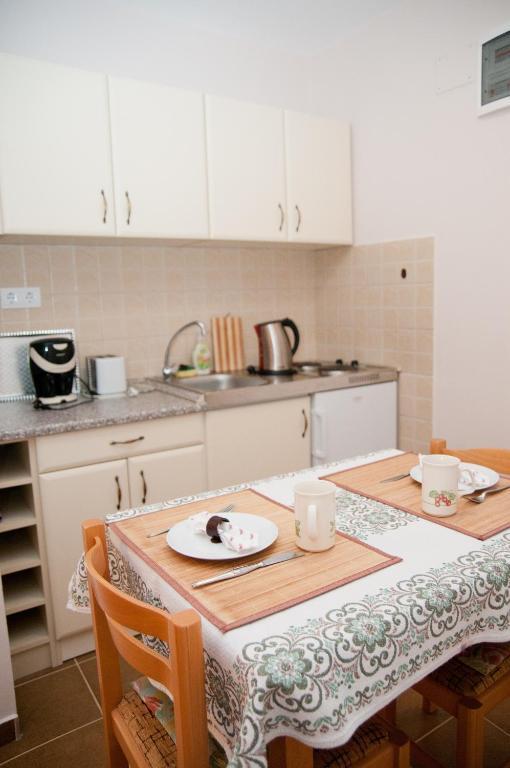 Deluxe Apartments Hévíz Стая снимка