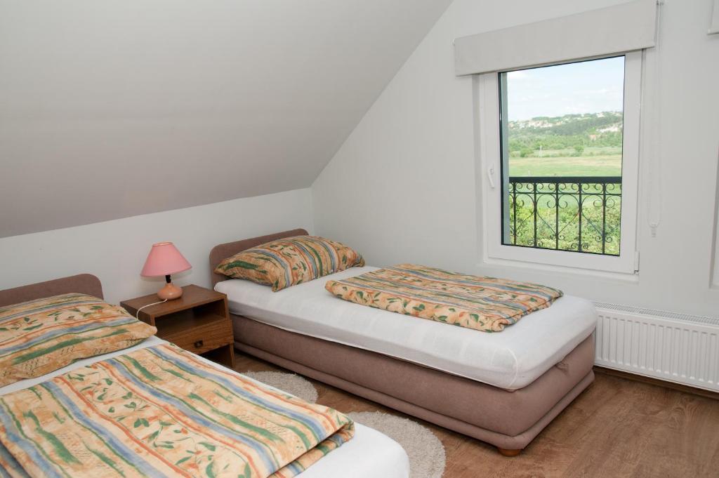 Deluxe Apartments Hévíz Стая снимка